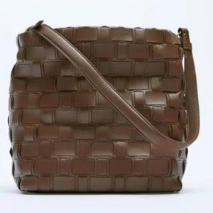 NWT Zara genuine leather bucket bag